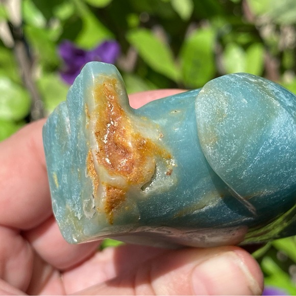 Caribbean Calcite Penguin - Picture 9 of 15